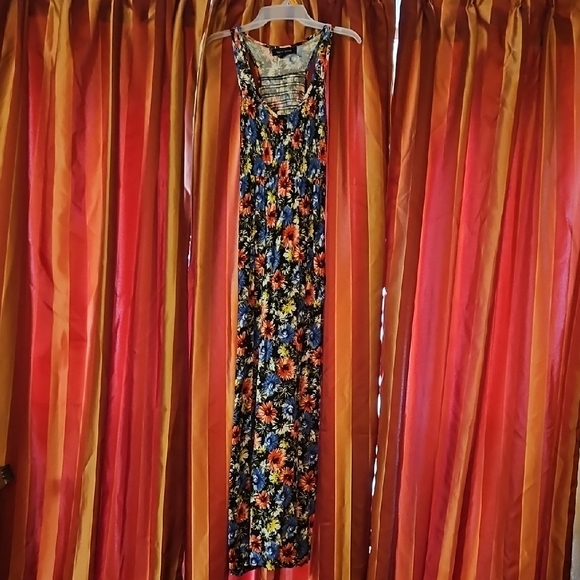New Look Multicolor Floral Maxi Dress - Picture 1 of 4